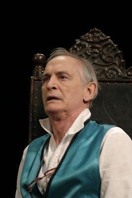 http://media.theatre.ru/photo/14311.jpg