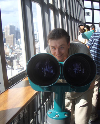 Сергей БезруковНа смотровой площадке Токийской телебашни