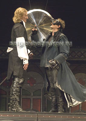 Сирано де&nbsp;Бержерак - Сергей Безруков, Де&nbsp;Вальвер - Сергей Сафронов 'Сирано де&nbsp;Бержерак' , Арт-Питер