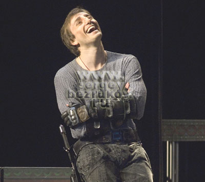 Сирано де&nbsp;Бержерак - Сергей Безруков 'Сирано де&nbsp;Бержерак' , Арт-Питер