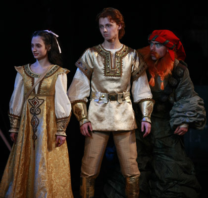 http://media.theatre.ru/photo/43650.jpg